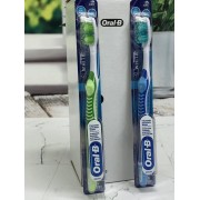 Зубна щітка Oral-B 3D WHITE
